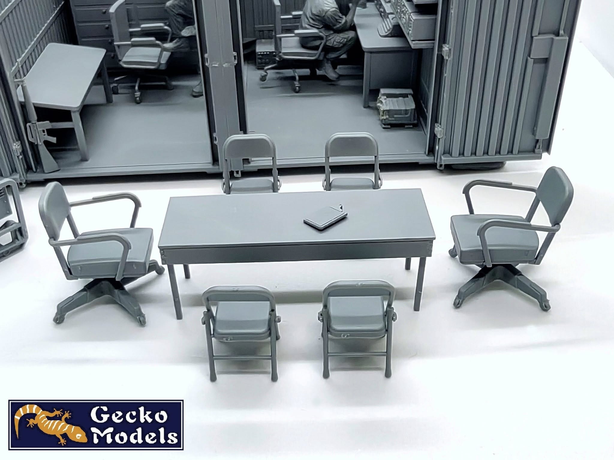 Gecko Models - 35GM0119 - United States Army Base Temporary Command Station - unpainted model