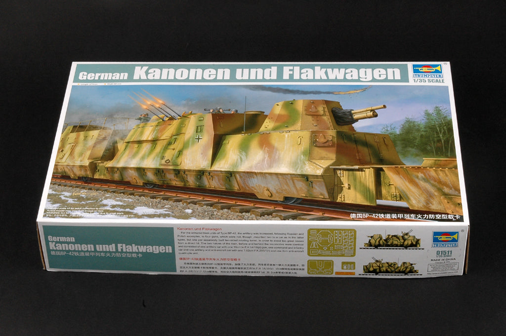 Panzerzug BP42 Kanonen und Flakwagen