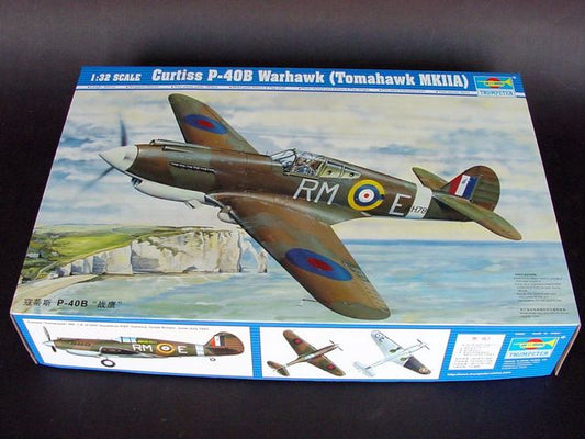 010 - Curtiss Tomahawk Mk IIa / P-40B Warhawk - primary image