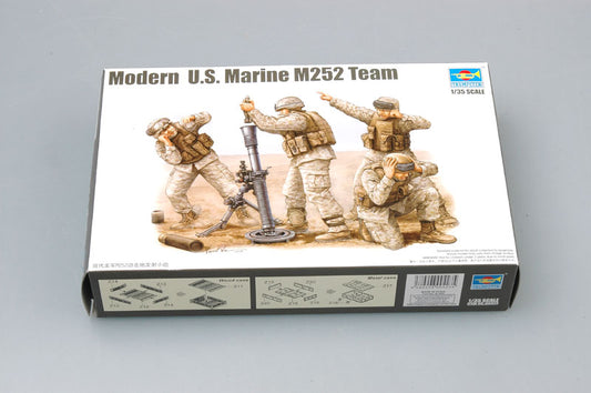 010 - United States Marines M252 Mortar Crew - primary image