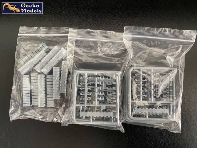 Gecko Models - 35GM0158 - British Type 1942 5 gal/20l Jerry Can Set - sprue