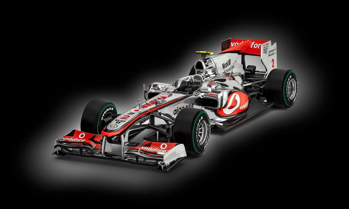700 - Revell - 07096 - Vodafone McLaren Mercedes MP4-25 ‘Lewis Hamilton’ - painted model
