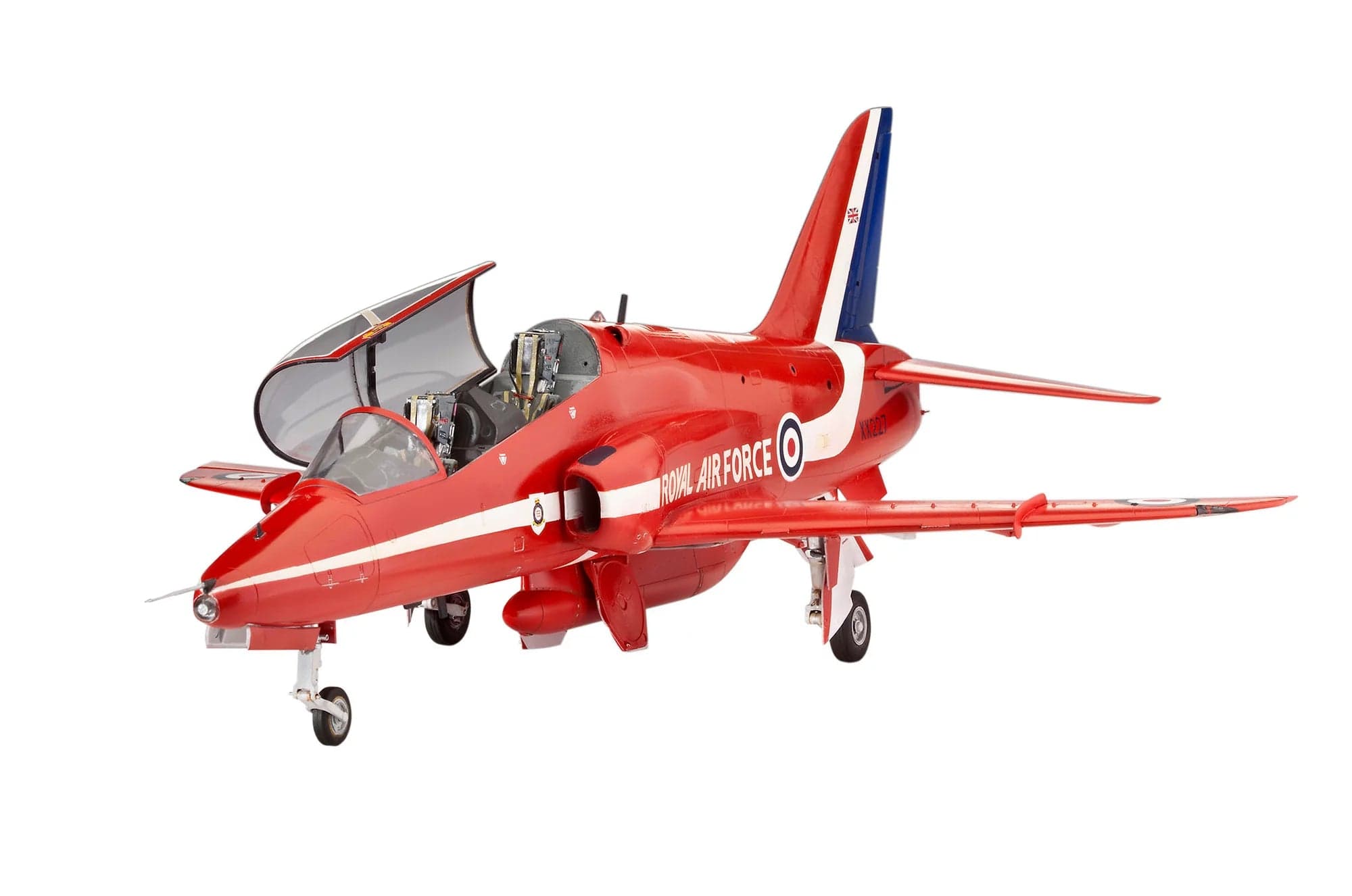Revell - 04284 - BAe Hawk T.1A ‘Red Arrows’ - painted model