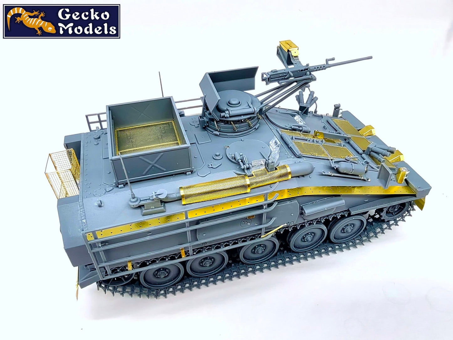 618 - Gecko Models - 35GM0056 - FV103 Spartan with HMG - unpainted model