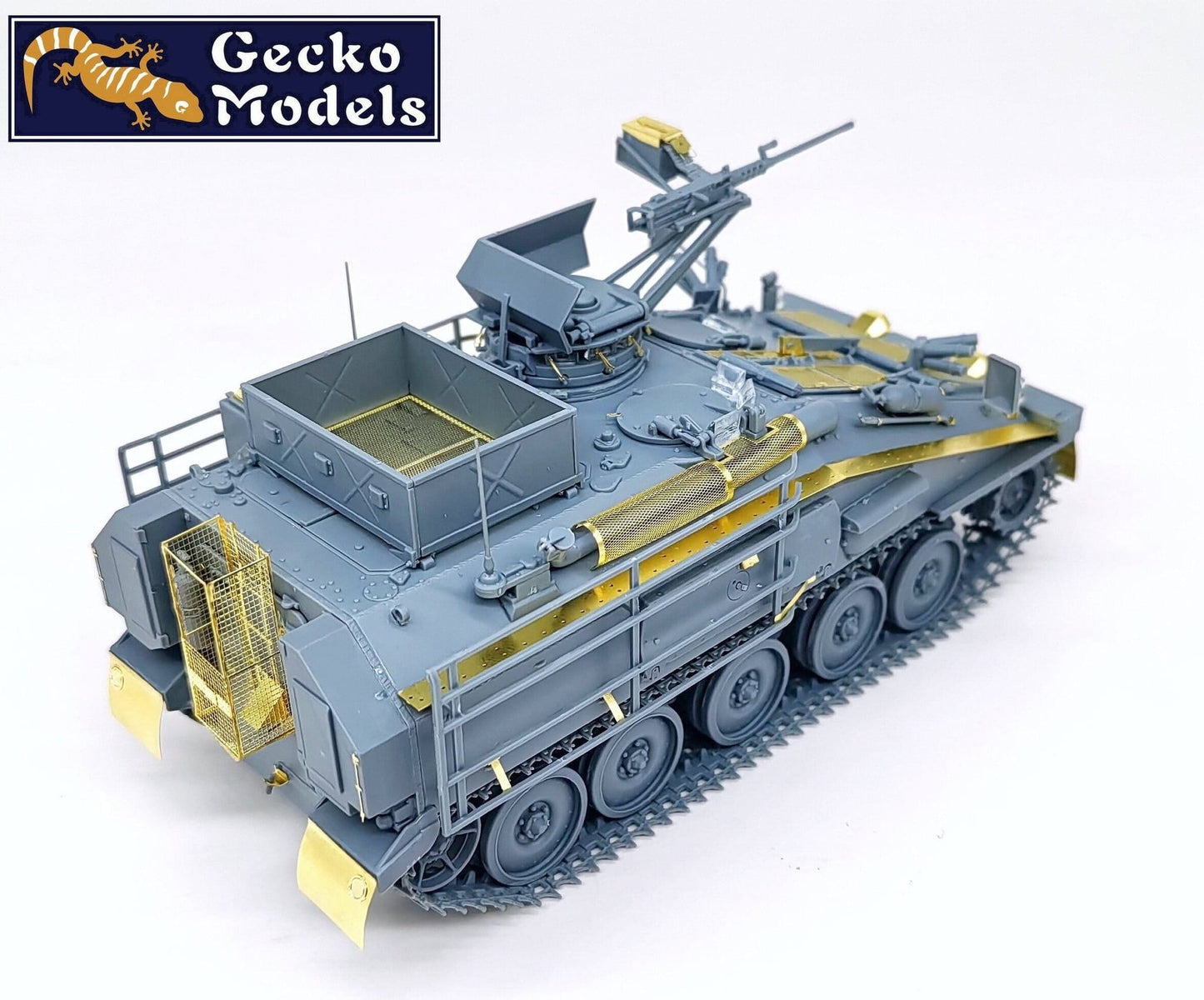 606 - Gecko Models - 35GM0056 - FV103 Spartan with HMG - unpainted model
