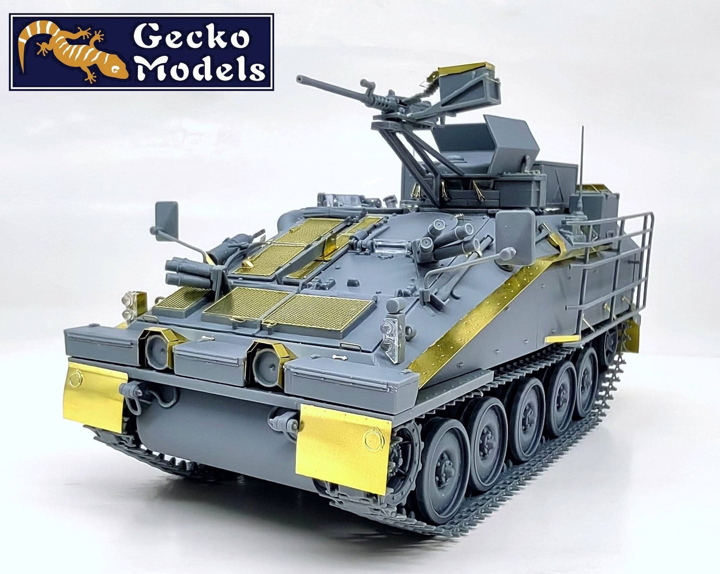 600 - Gecko Models - 35GM0056 - FV103 Spartan with HMG - unpainted model
