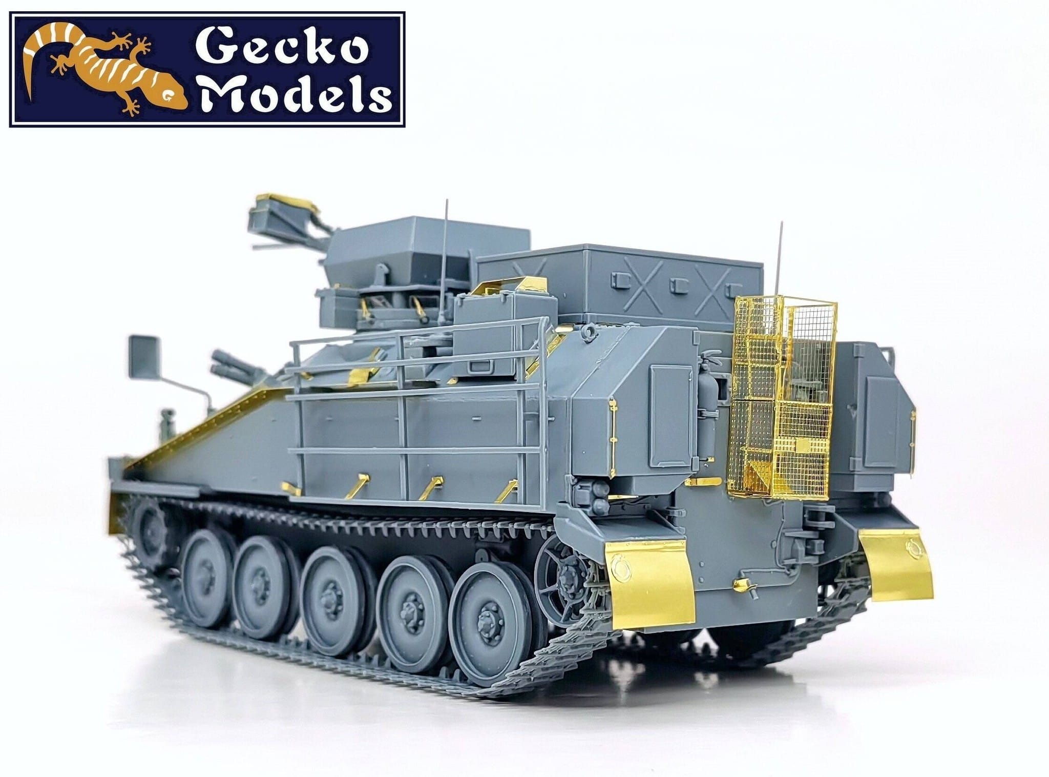 Gecko Models - 35GM0056 - FV103 Spartan with HMG - unpainted model