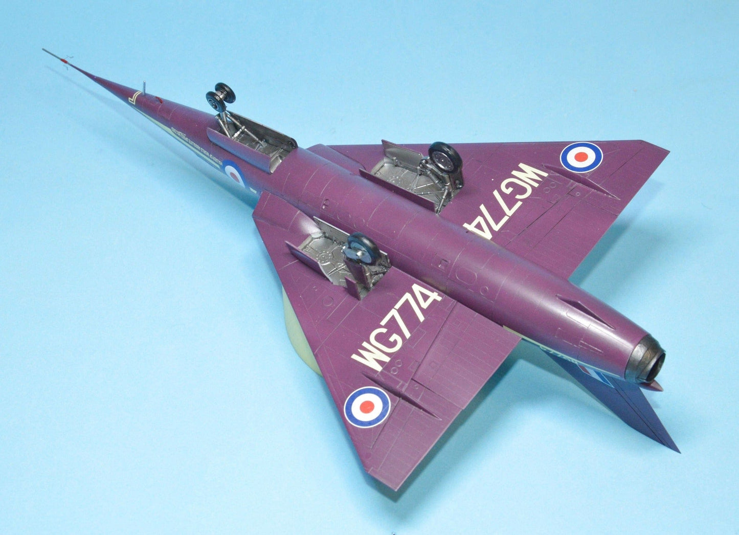 707 - Dora Wings - 48064 - Fairy Delta FD.2 - painted model