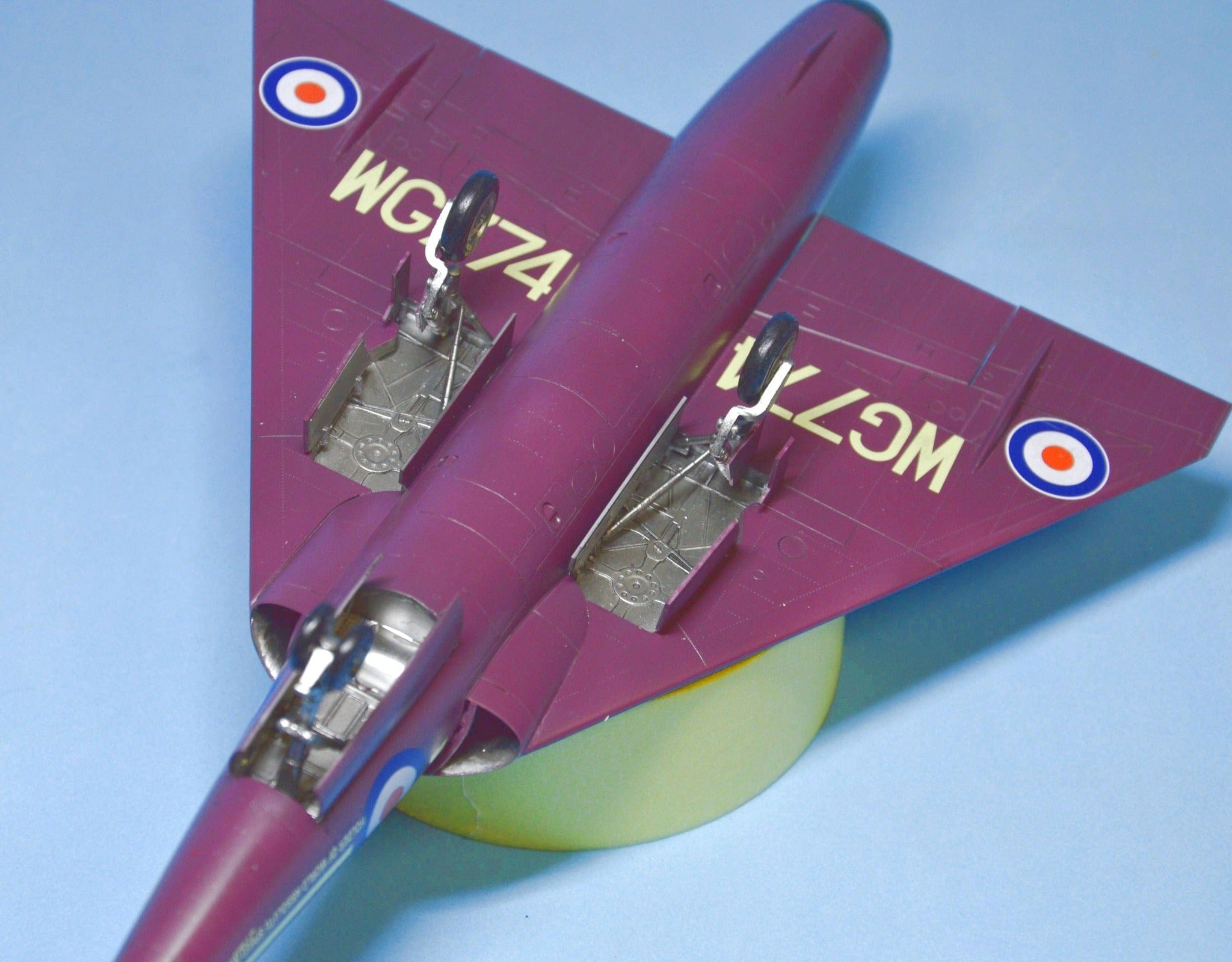 Dora Wings - 48064 - Fairy Delta FD.2 - painted model