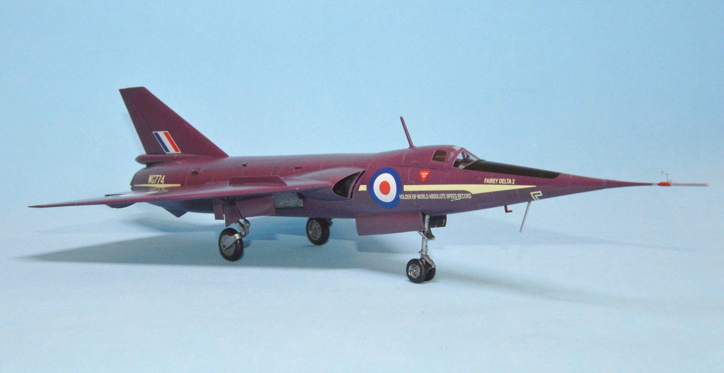 700 - Dora Wings - 48064 - Fairy Delta FD.2 - painted model