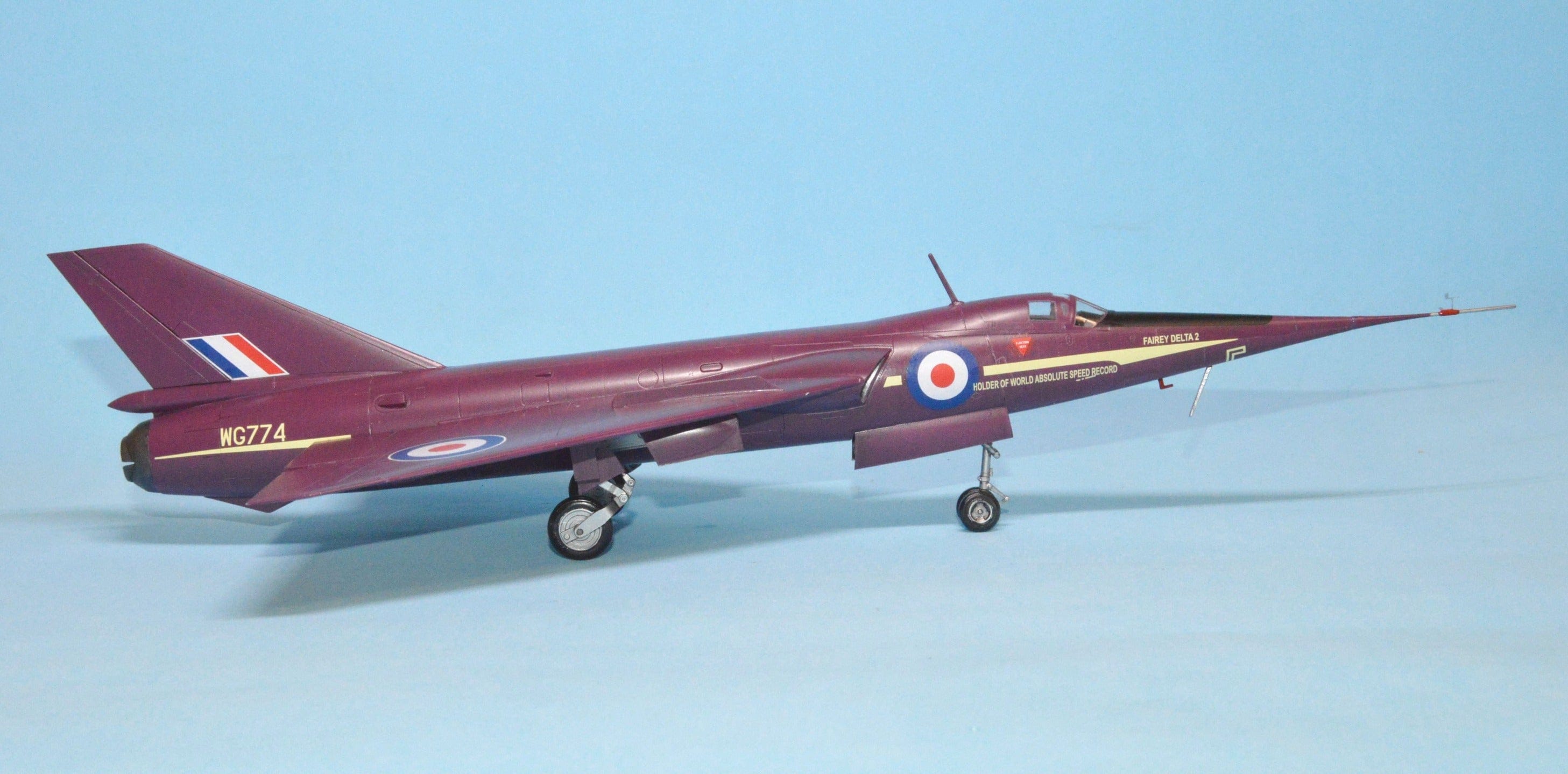 Dora Wings - 48064 - Fairy Delta FD.2 - painted model