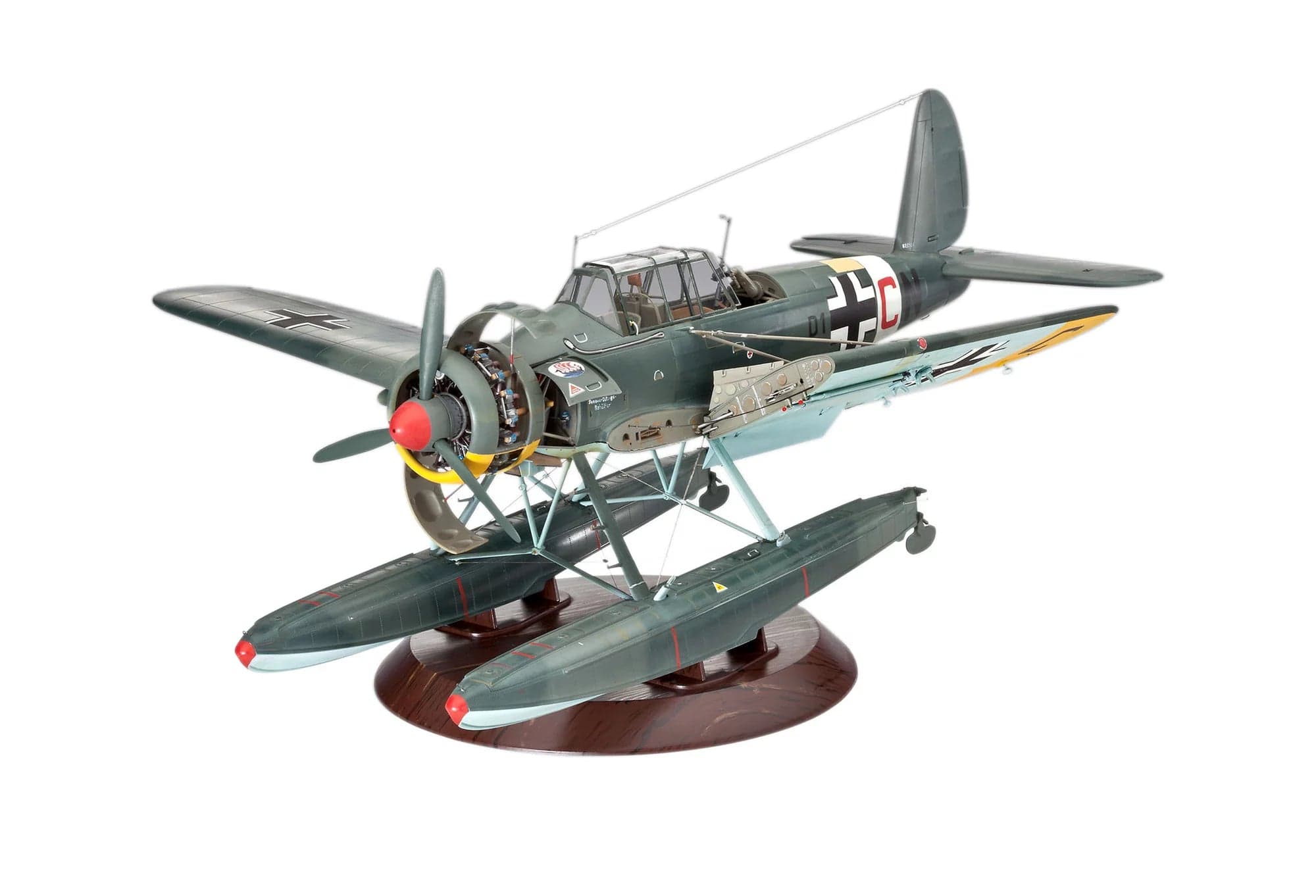 Revell - 03787 - Arado Ar 196 A-3 - painted model