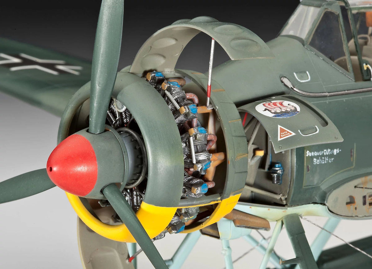 701 - Revell - 03787 - Arado Ar 196 A-3 - painted model