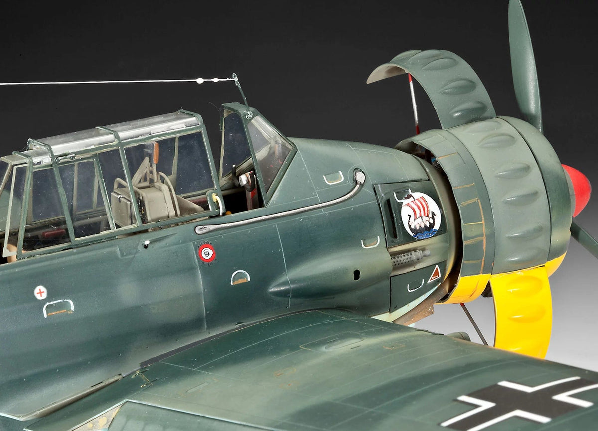 707 - Revell - 03787 - Arado Ar 196 A-3 - painted model