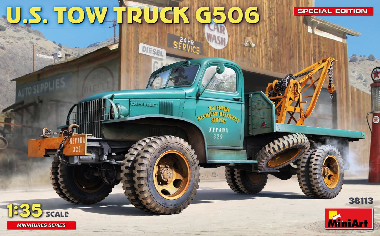 010 - Miniart - 38113 - Chevrolet G506 Tow Truck - primary image