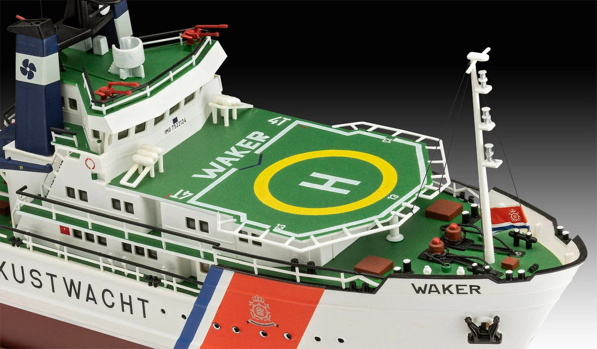 704 - Revell - 05240 - ETV Waker - painted model