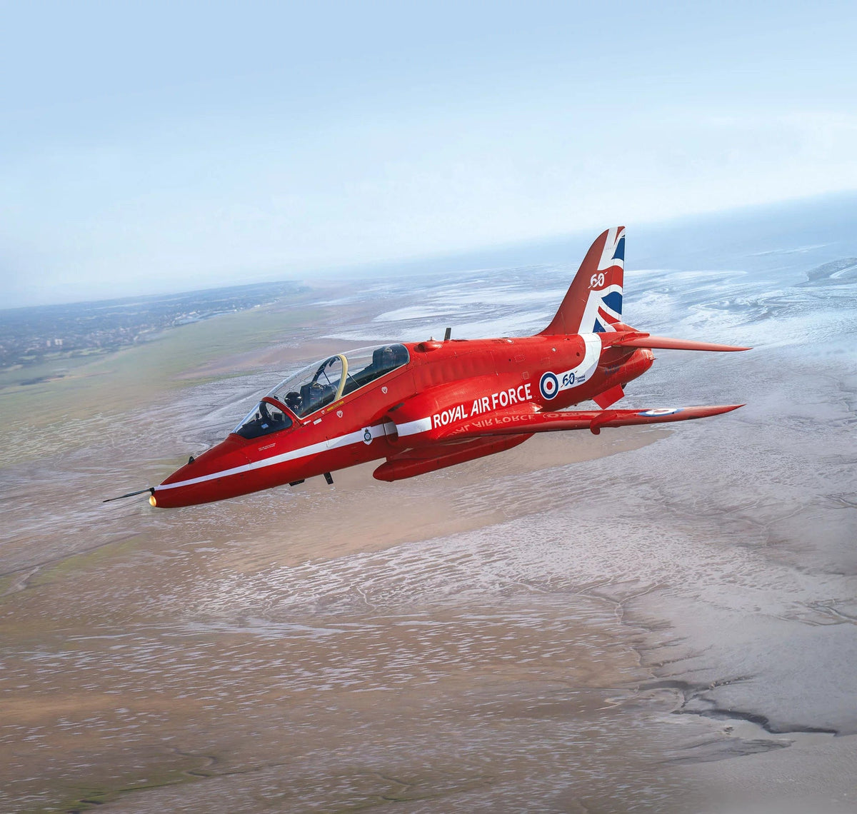 150 - Revell - 04284 - BAe Hawk T.1A ‘Red Arrows’ - box art