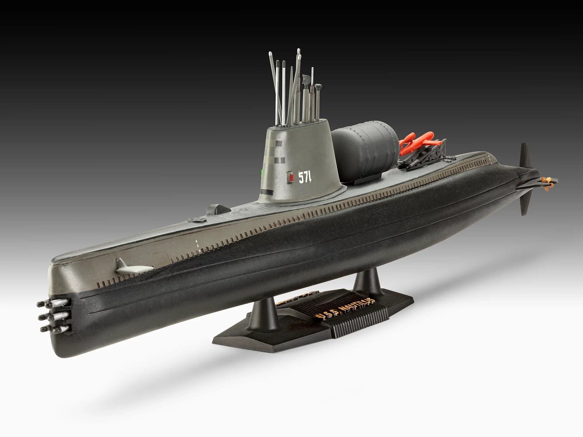 Revell - 05184 - USS Nautilus (SSN-571) - painted model
