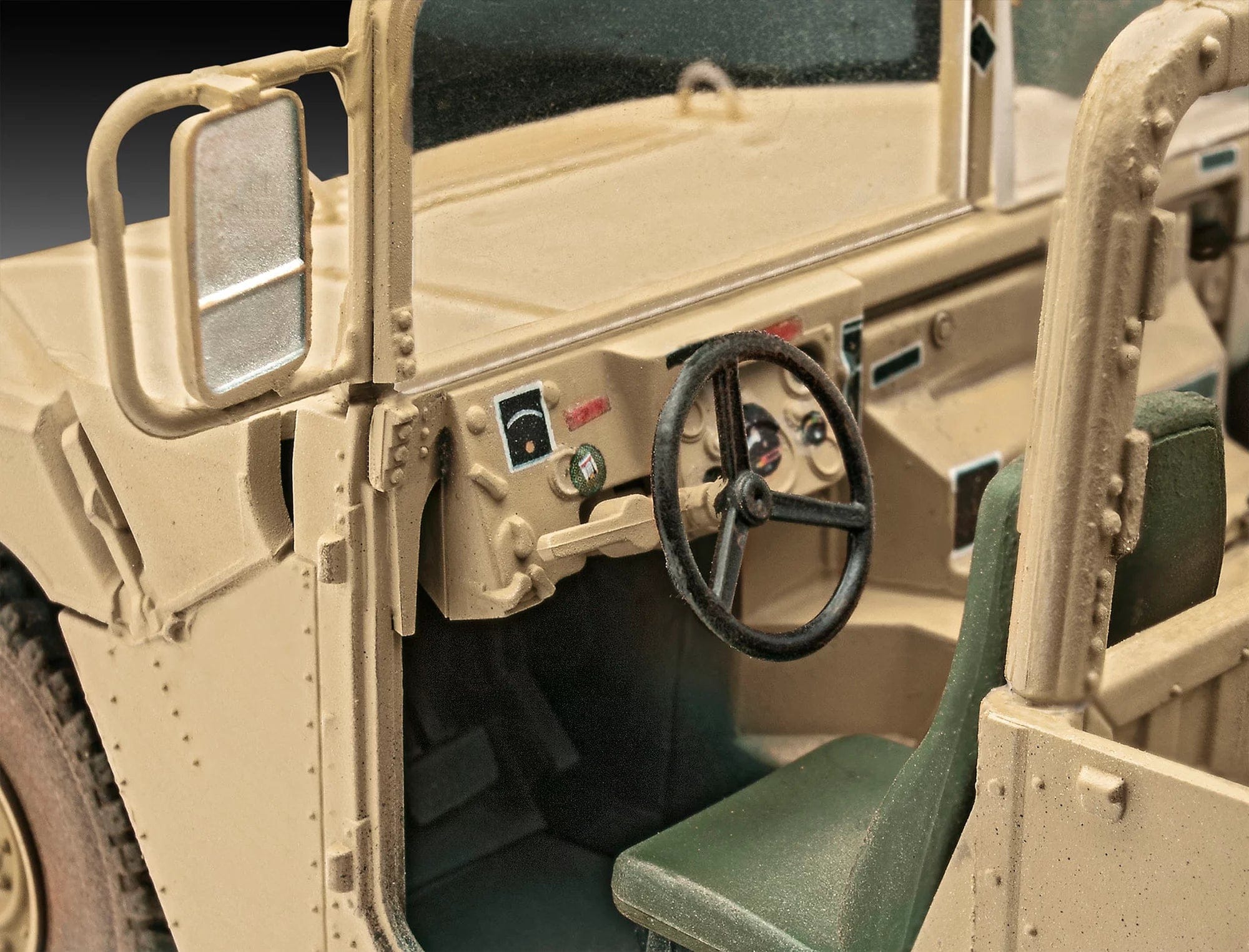 Revell - 03366 - HMMWV Humvee M1097A2 - painted model