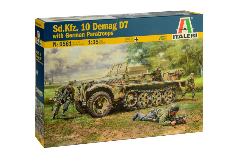 Sd.Kfz. 1 avec des parachutistes allemands