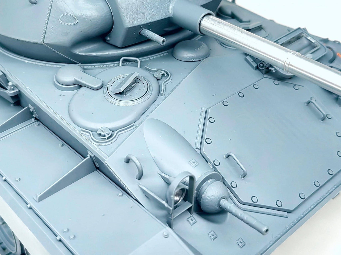607 - Gecko Models - 16GM0038 - M24 Chaffee - unpainted model