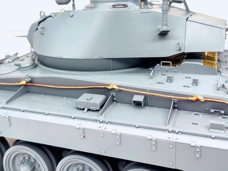 608 - Gecko Models - 16GM0038 - M24 Chaffee - unpainted model