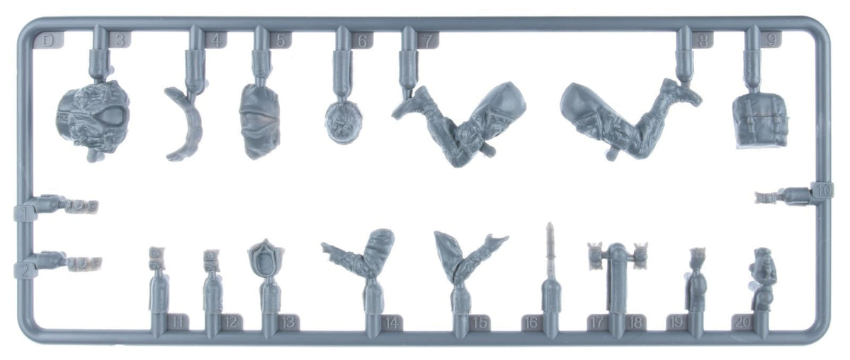 203 - Miniart - 53040 - United States Paratrooper Tank Riders - sprue
