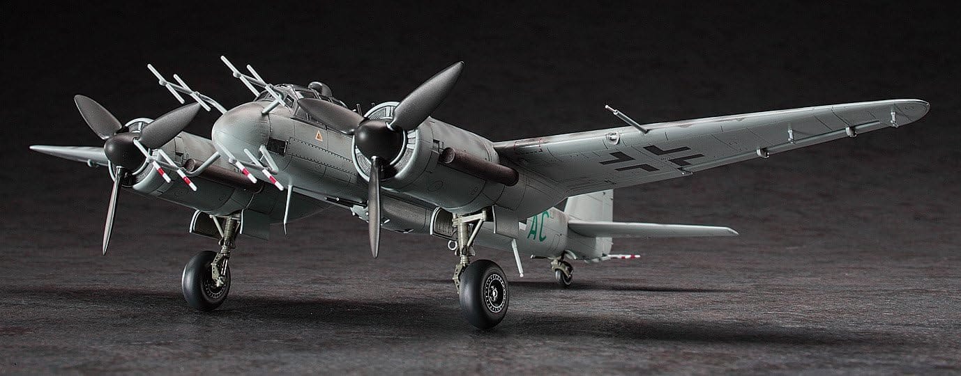 Hasegawa - E32 - Junkers Ju 88 G-6 Nachtjäger - painted model
