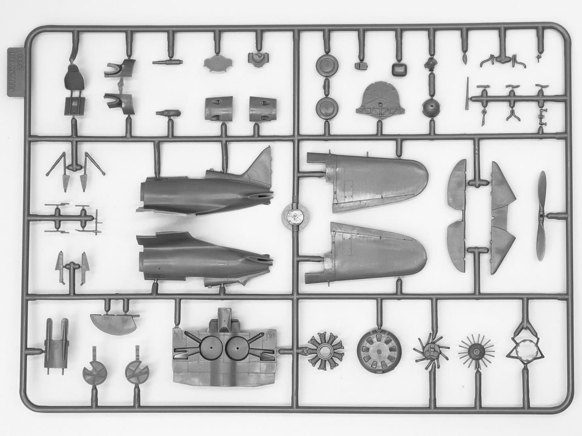 203 - ICM - DS7208 - The Air Battle over Khalkhin-Gol - sprue