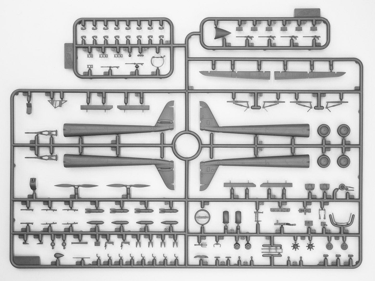 200 - ICM - 72209 - Luftwaffe Night Fighters - sprue