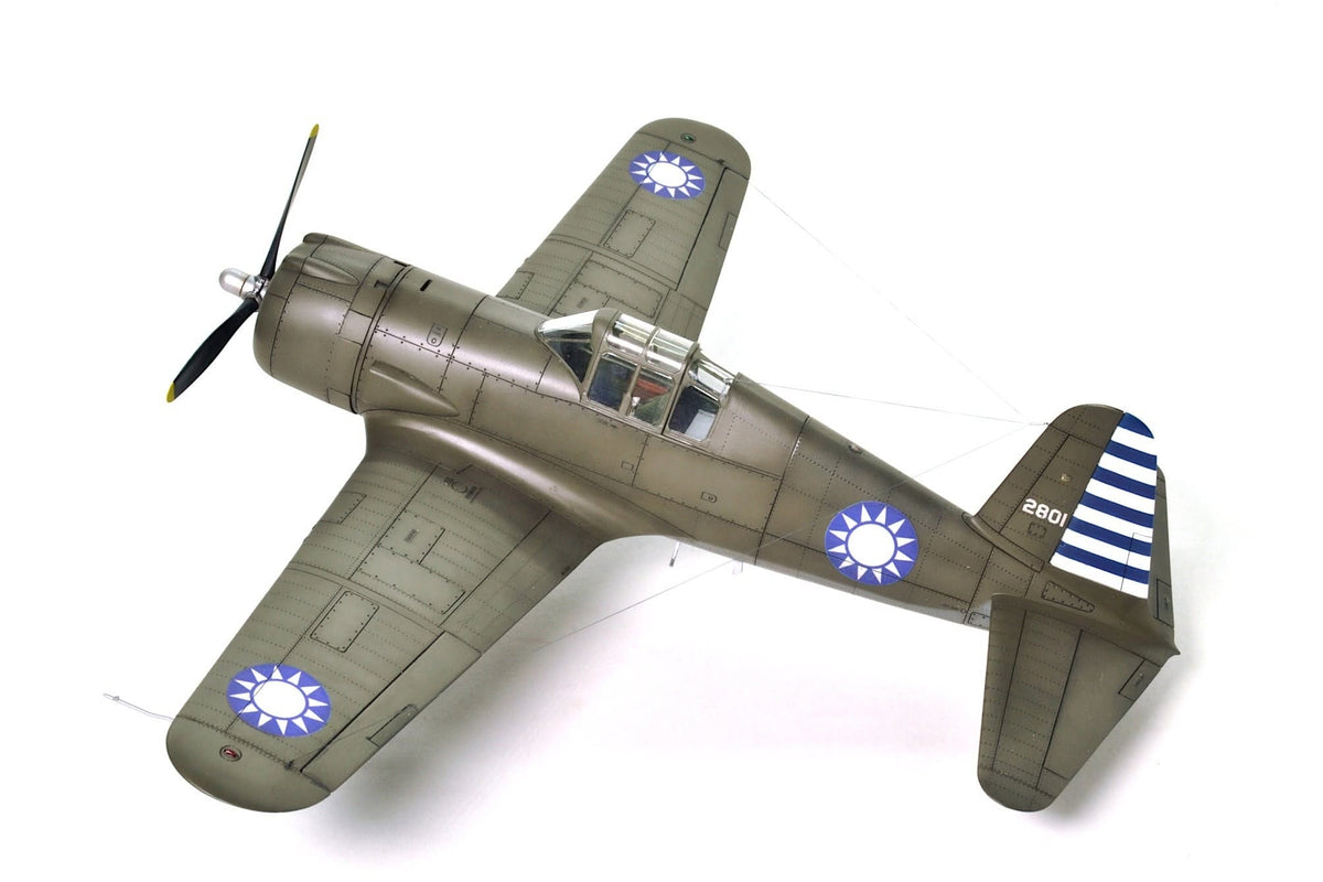 701 - Dora Wings - 48053 - Vultee P-66 Vanguard - painted model