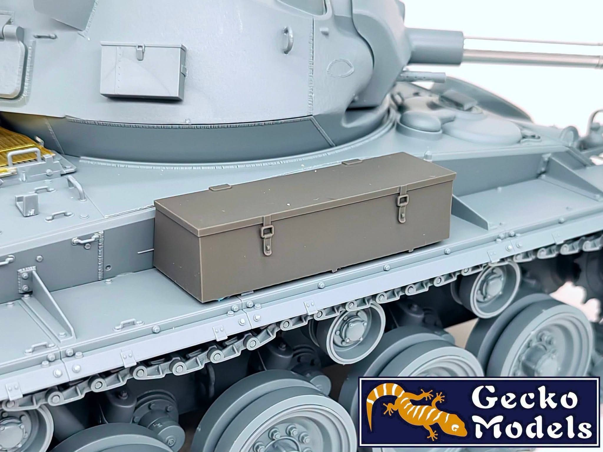 Gecko Models - 16GM0035 - M24 Chaffee - unpainted model