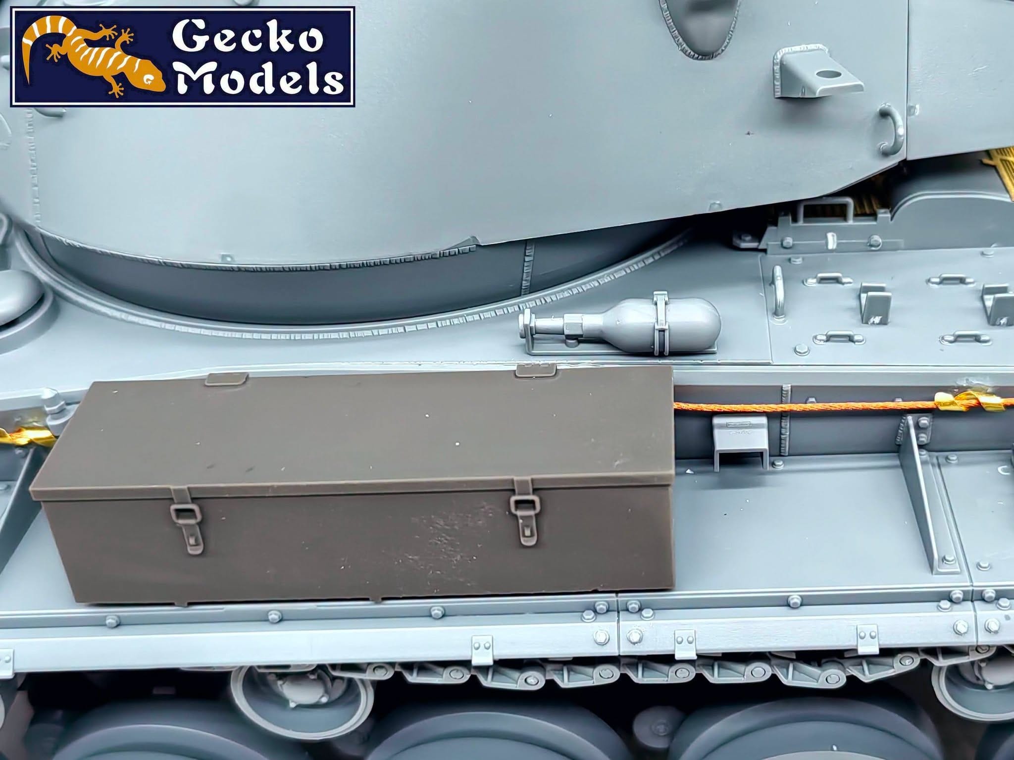 Gecko Models - 16GM0035 - M24 Chaffee - unpainted model