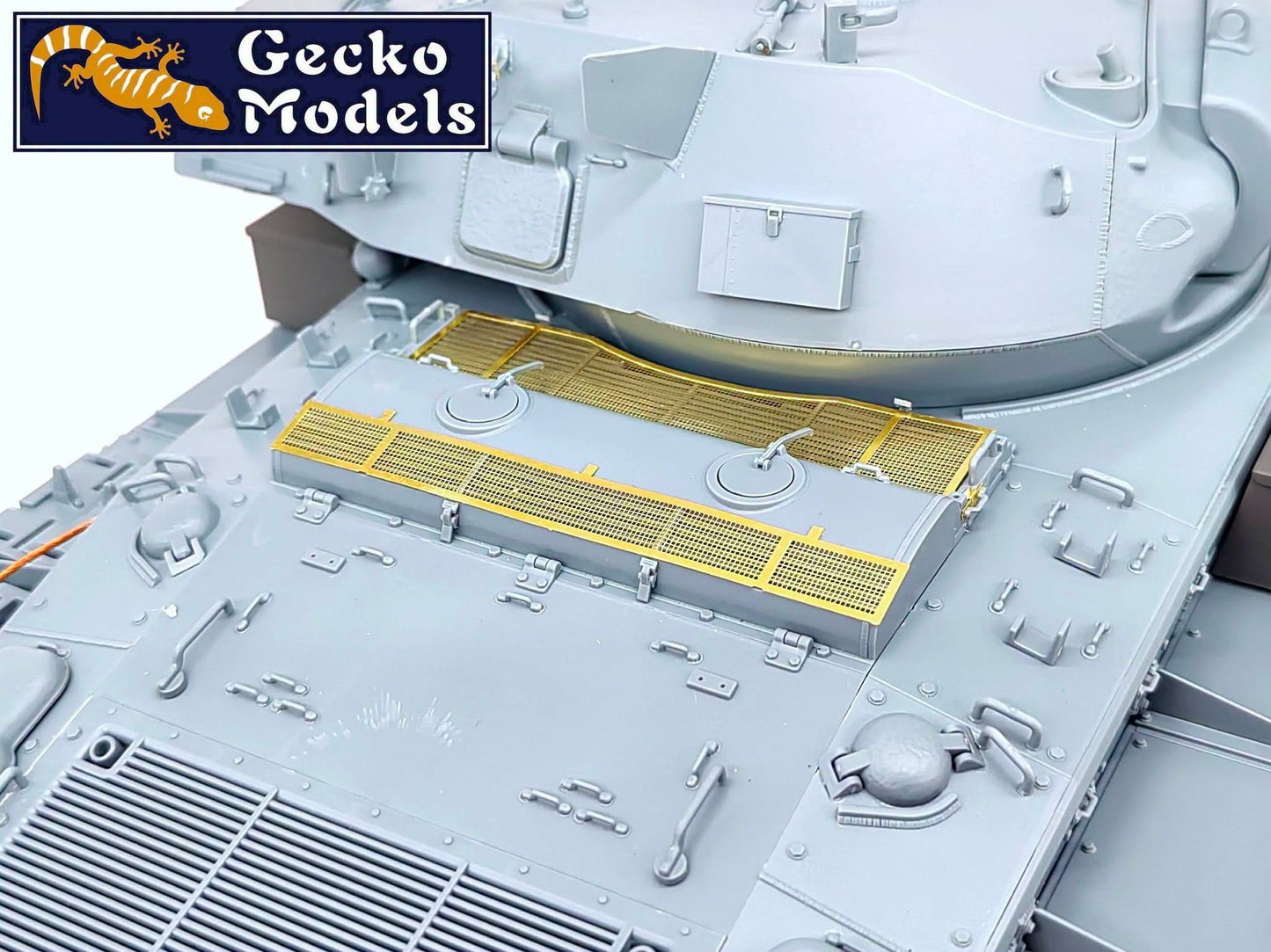 603 - Gecko Models - 16GM0035 - M24 Chaffee - unpainted model