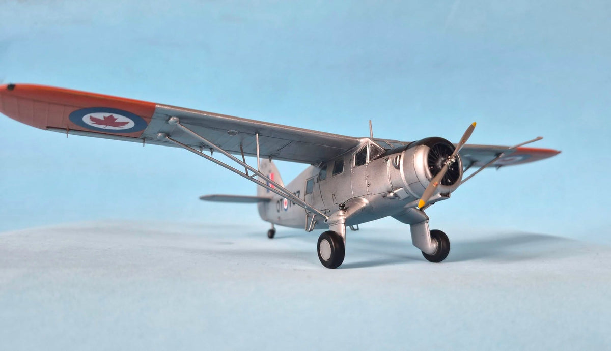 700 - Dora Wings - 72036 - Noorduyn UC-64A Norseman - painted model
