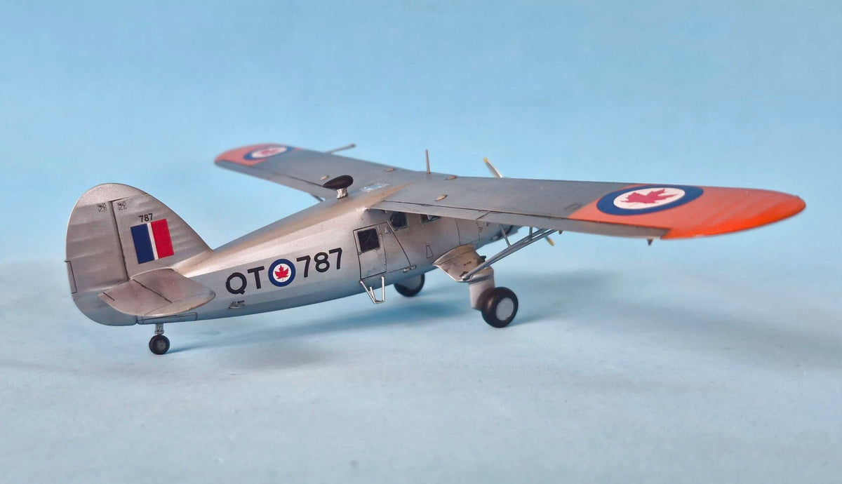 703 - Dora Wings - 72036 - Noorduyn UC-64A Norseman - painted model