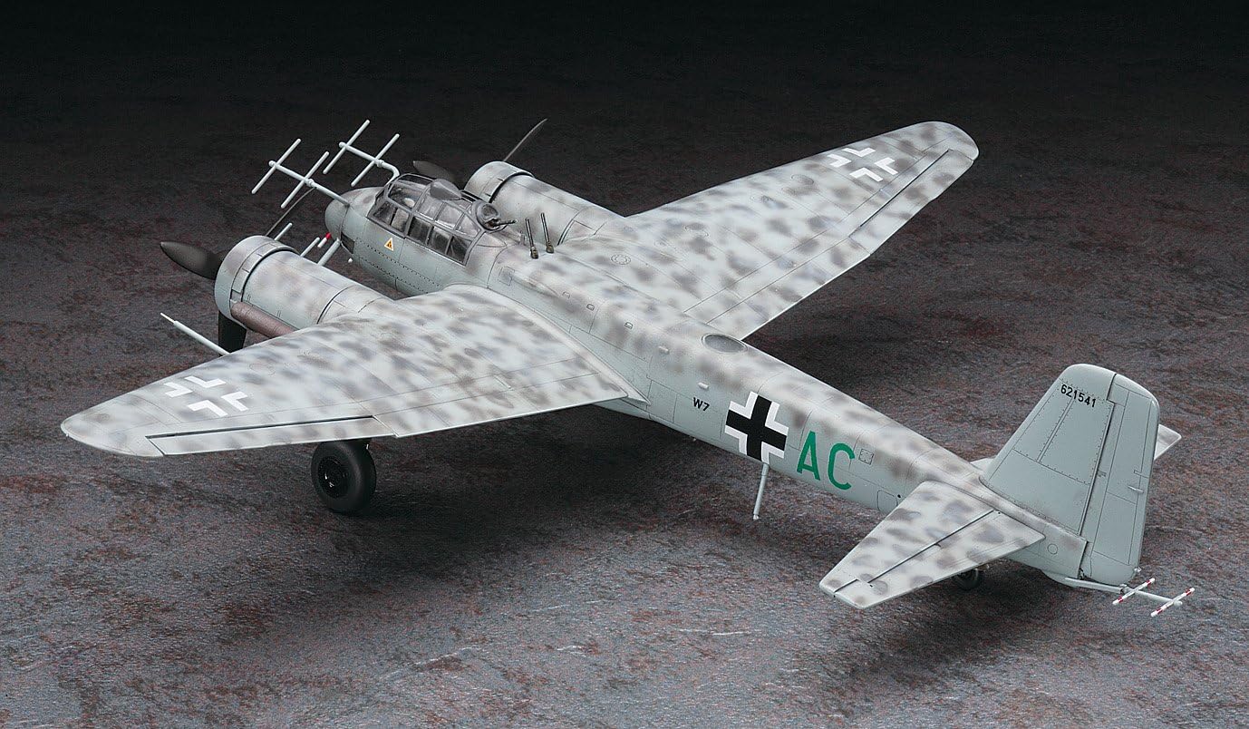 701 - Hasegawa - E32 - Junkers Ju 88 G-6 Nachtjäger - painted model