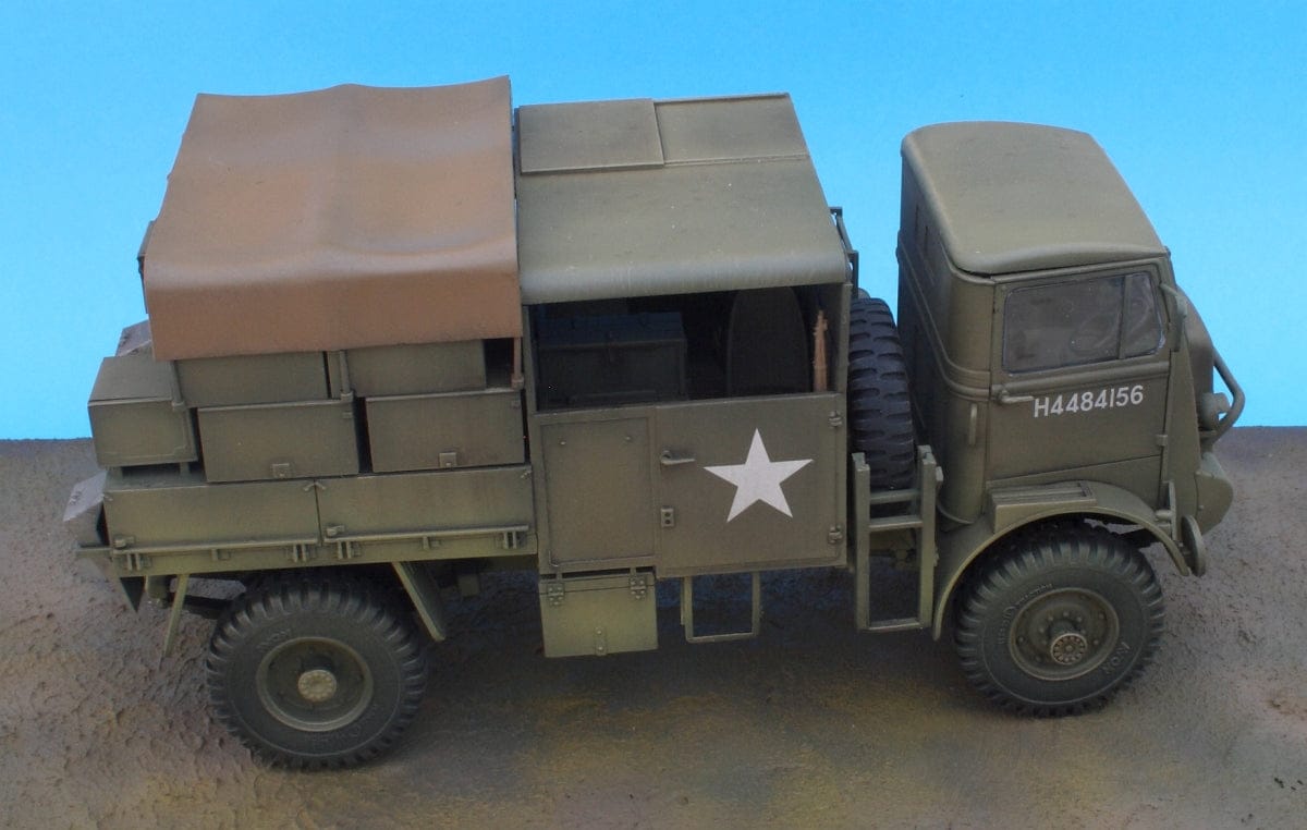 IBG - 35018 - Bedford QLB 3-ton 4×4 - painted model