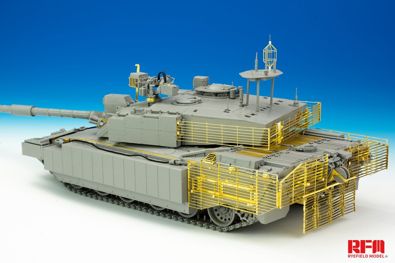 Rye Field Model - 2001 - Challenger 2 TES [upgrade kit] - unpainted model