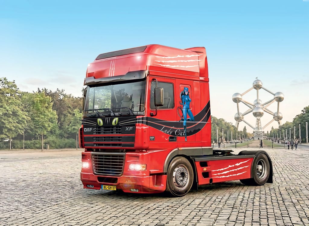 150 - Italeri - 93834 - DAF XF95 Super Space Cab - box art