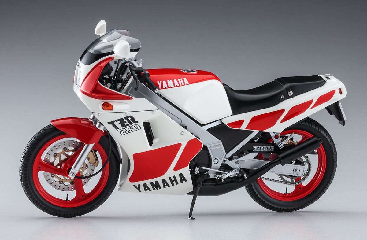 701 - 44197 - HBK11 - BK Series - painted model
