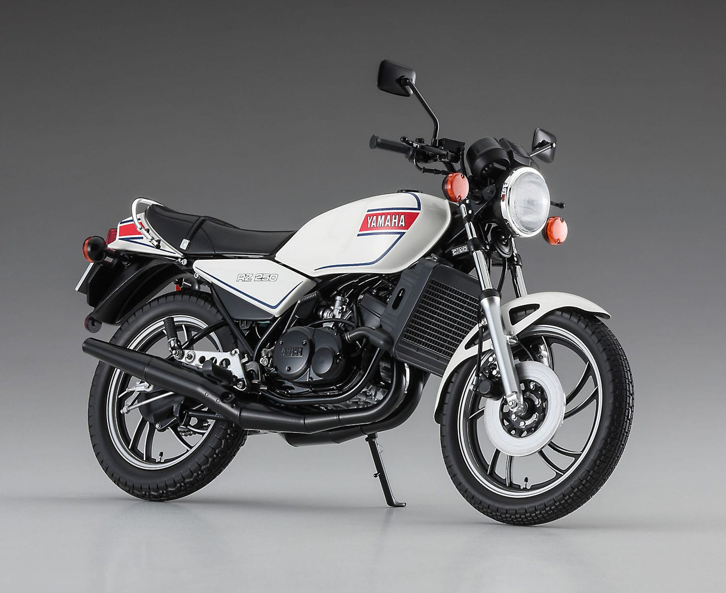 700 - 44562 - HBK13 - BK Series - painted model