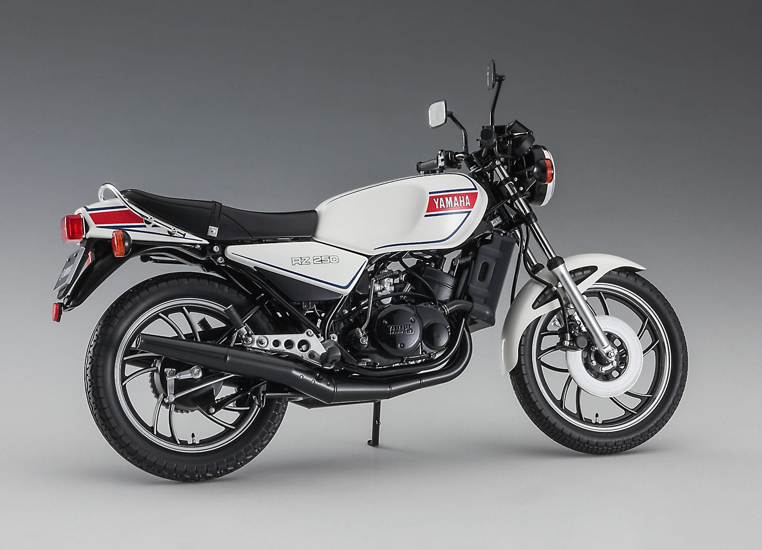 44562 - HBK13 - BK Series - painted model