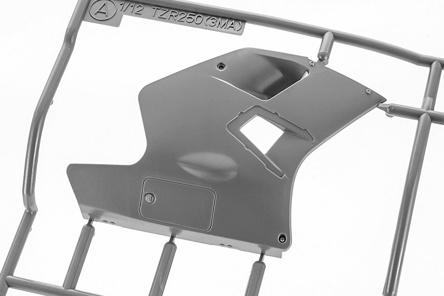200 - 45658 - HBK17 - BK Series - sprue