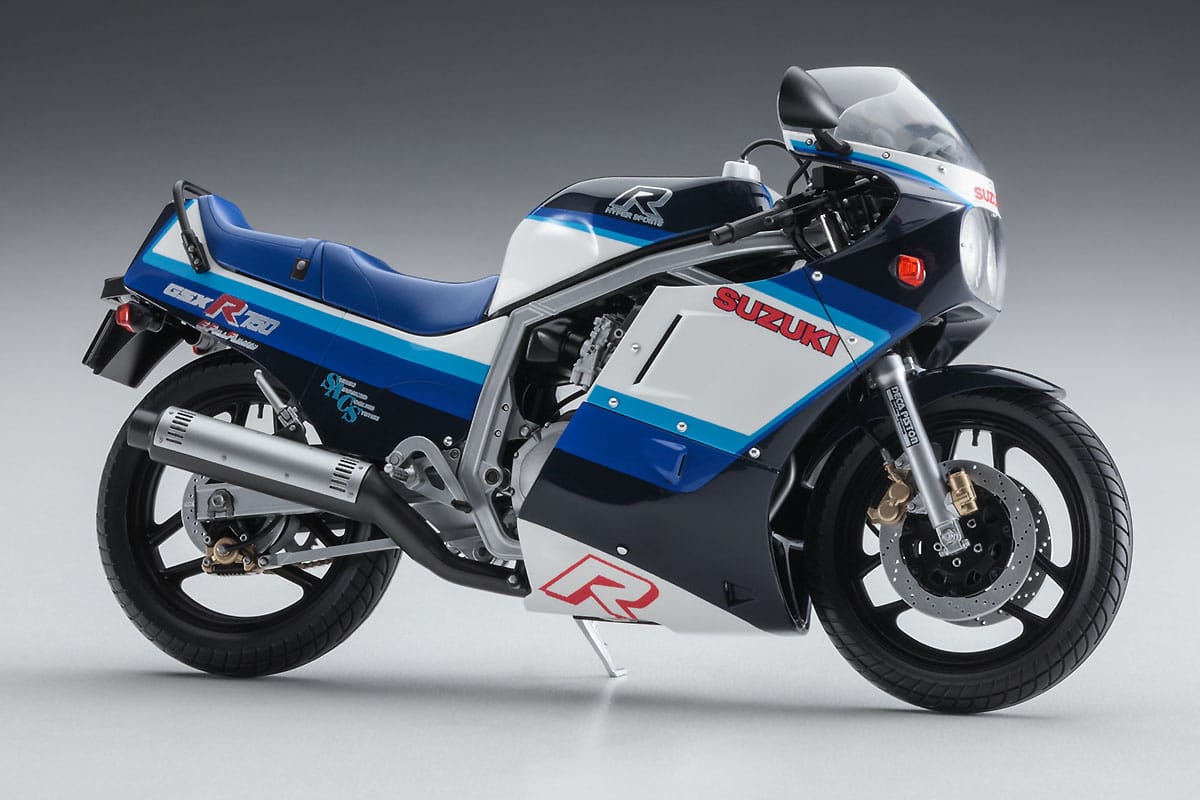702 - 43466 - HBK7 - BK Series - painted model