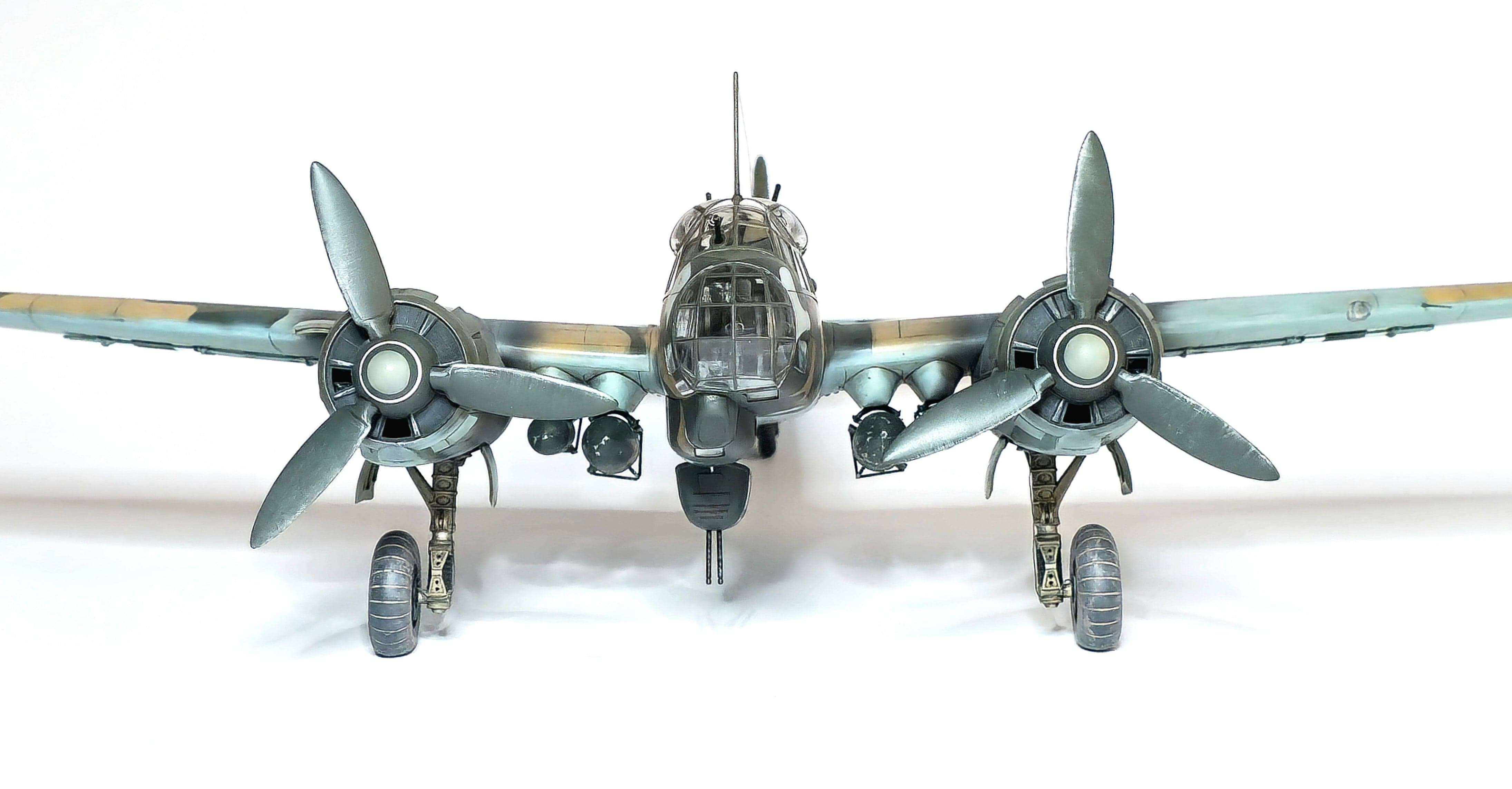 Eduard - 11194 - Junkers Ju 88 A-4 ‘Schnellbomber’ - box contents