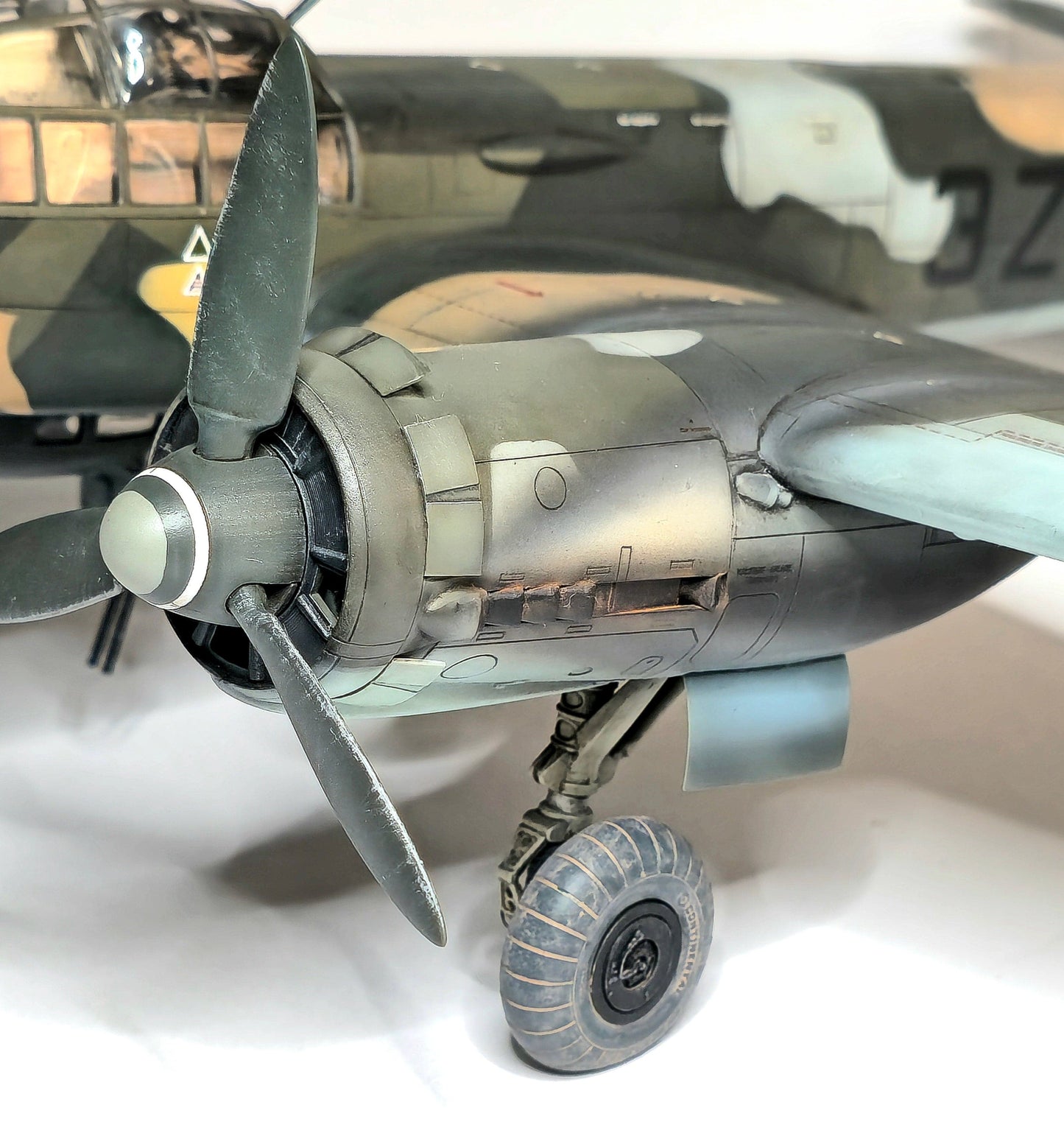 115 - Eduard - 11194 - Junkers Ju 88 A-4 ‘Schnellbomber’ - box contents