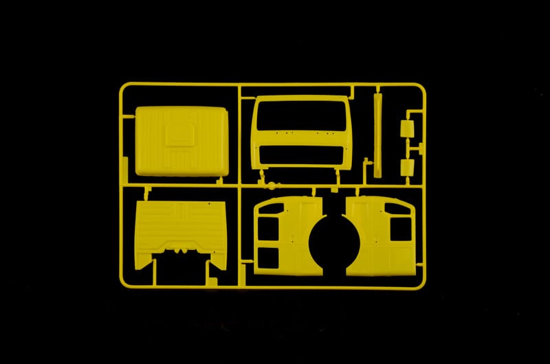 203 - Italeri - 93808 - Mercedes-Benz MB 2238 6x4 Wrecker - sprue