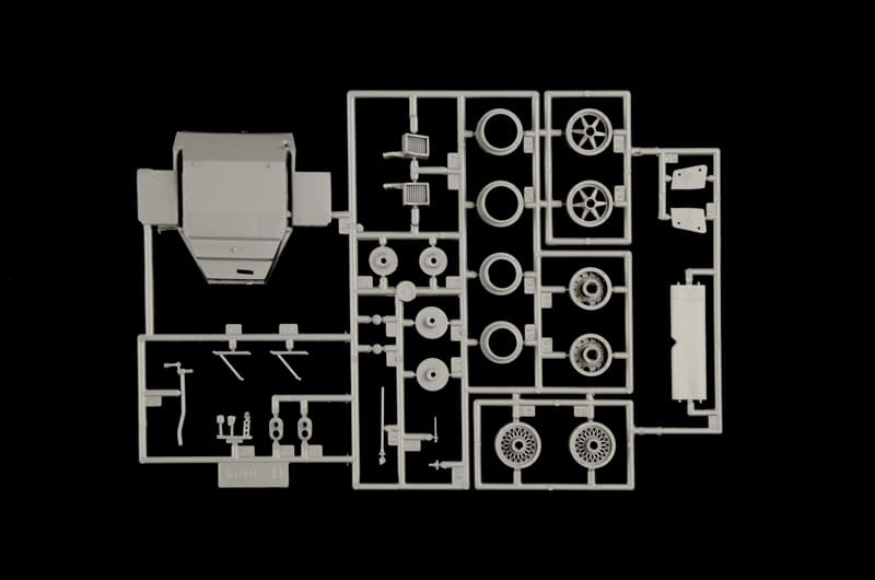 Italeri - 3678 - Porsche 956 Jägermeister - sprue