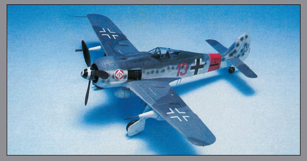 700 - Dragon - 5502 - Focke-Wulf Fw 190 A-8 - painted model